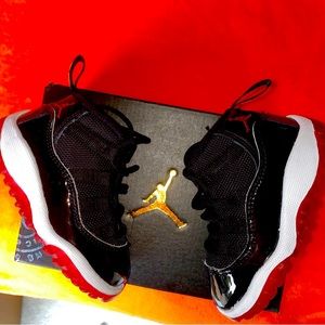 The Air Jordan 11 Retro Playoffs 2019 for Grade School (GS)